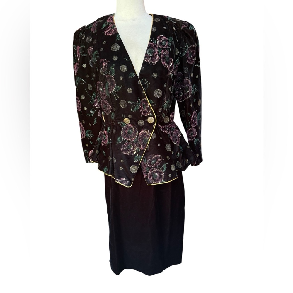 NWOT 1980s/Early 90s David Rose, Made in USA, Black Velveteen Floral & Circle‎